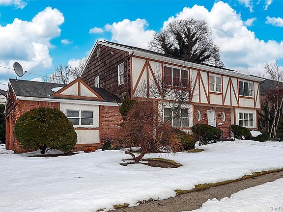 2nd image of 28 Polo Road