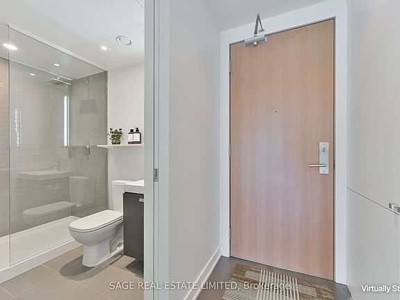 5th image of 38 Stewart St Unit 802