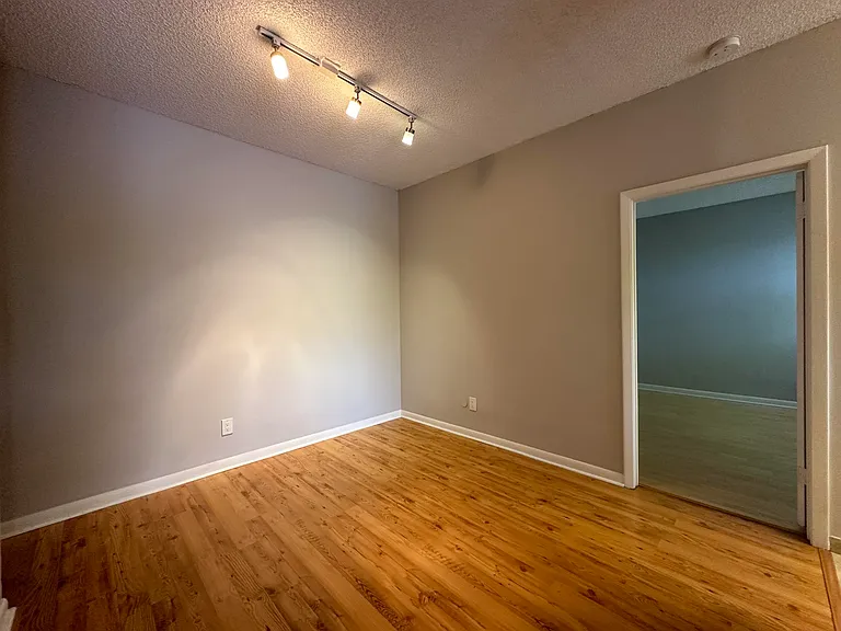 641 Cypress Lake Blvd #P — Photo 21