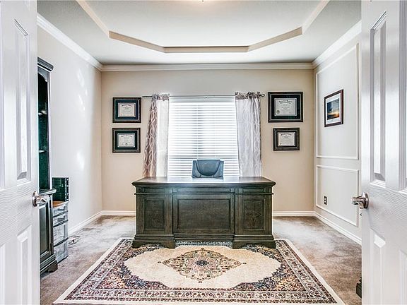 4th image of 2611 Chambray Ln