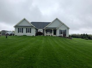 136 Cedars Ave, Churchville, NY 14428