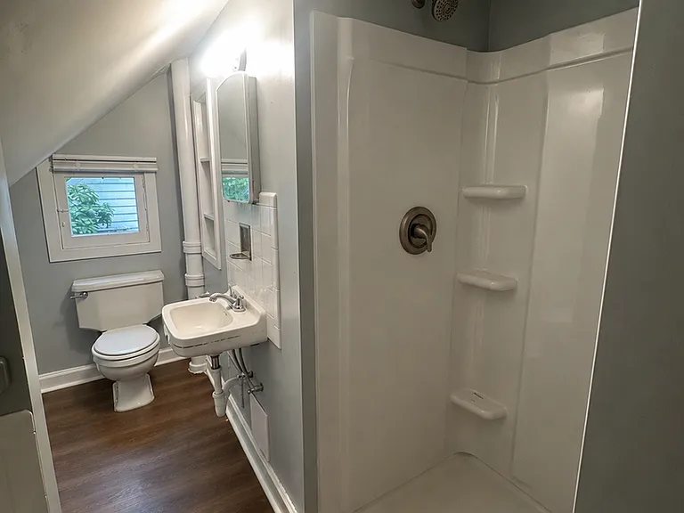 701 Elm St — Photo 8