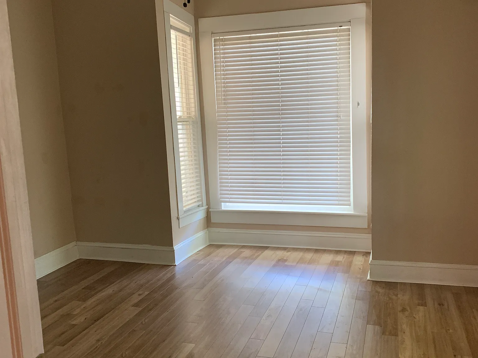 3 bed, $2,400 — Photo 2