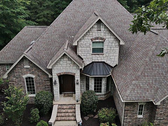 3rd image of 111 Apple Blossom Dr