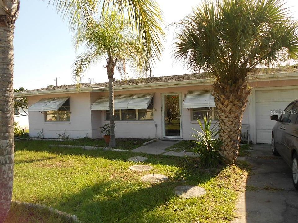 1st image of 30 Hillcrest Dr