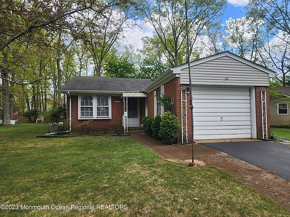 2nd image of 52 Bowie Drive