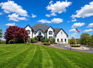 235 Putnam Hill Rd, Sutton, MA 01590