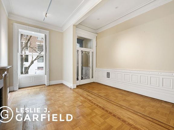 3rd image of 47 E 63rd St