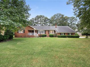 203 Scarlett Dr, Chesapeake, VA 23322
