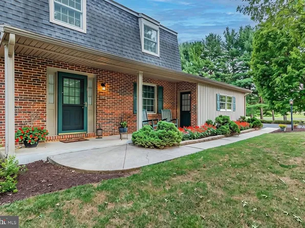 50 Wedgewood Dr, Carlisle, PA 17015