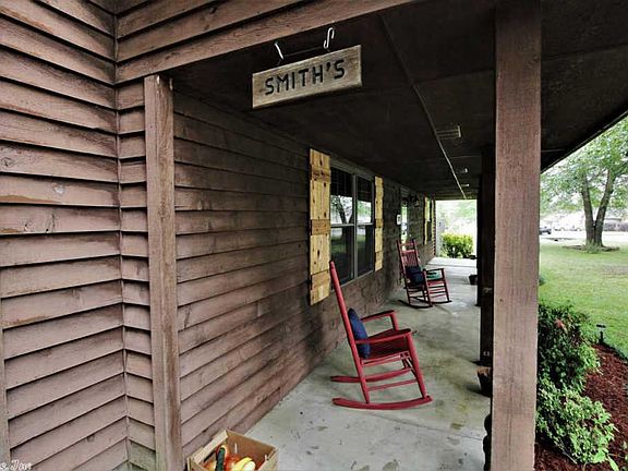 3rd image of 1112 Jones Dr