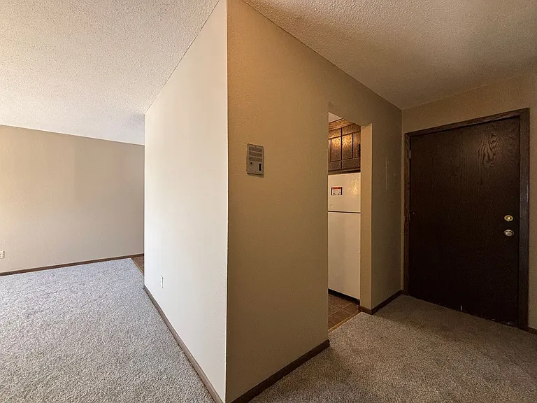 41 Arlington Ave West — Photo 10