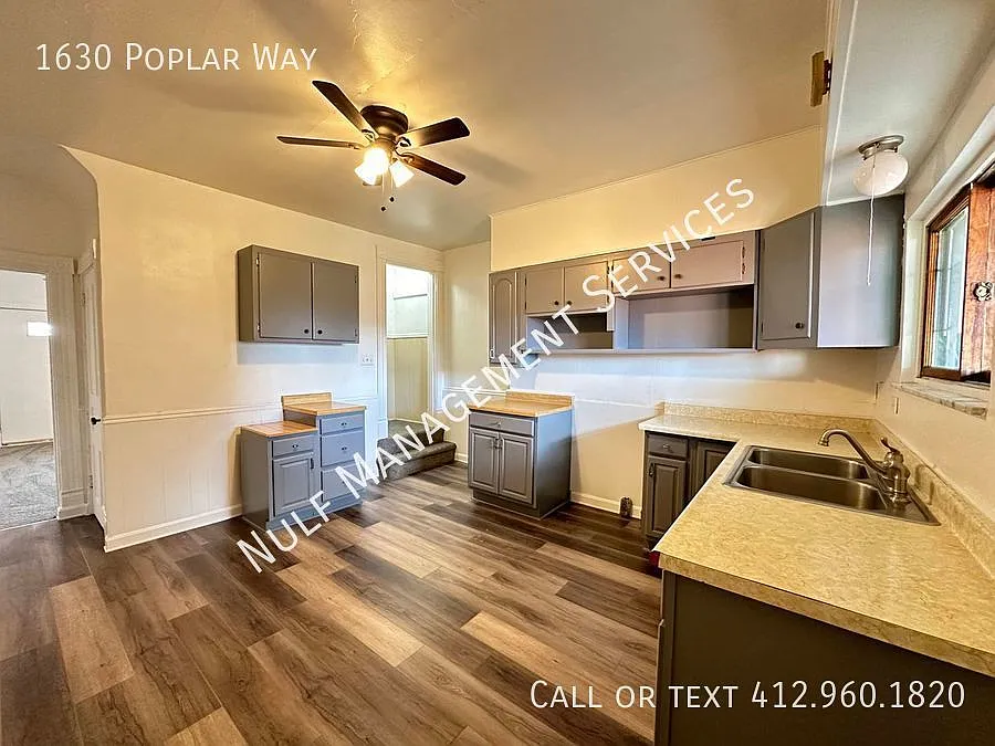 1630 Poplar Way N photo 1