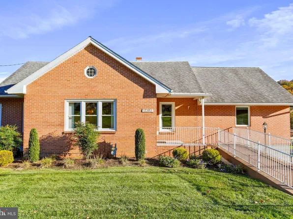 12302 Bedford Rd NE, Cumberland, MD 21502