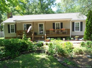 10050 Haleys Hollow Ct, Glen Allen, VA 23060