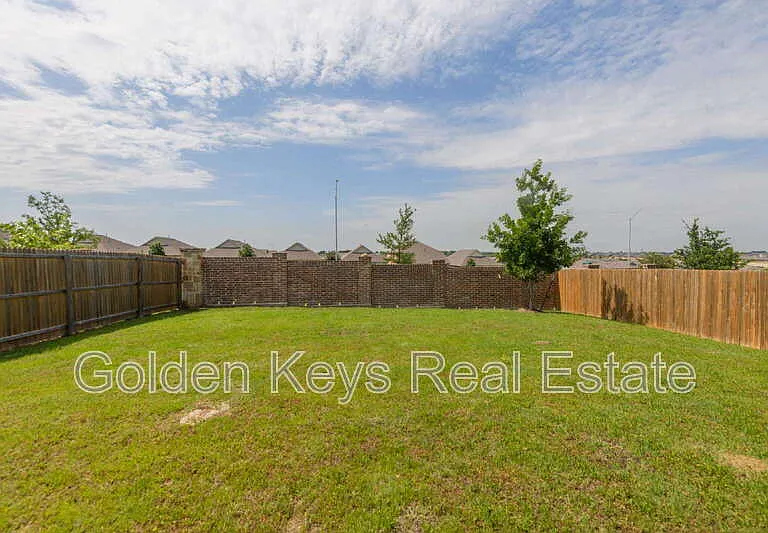 2629 Turtle Dove Dr — Photo 23
