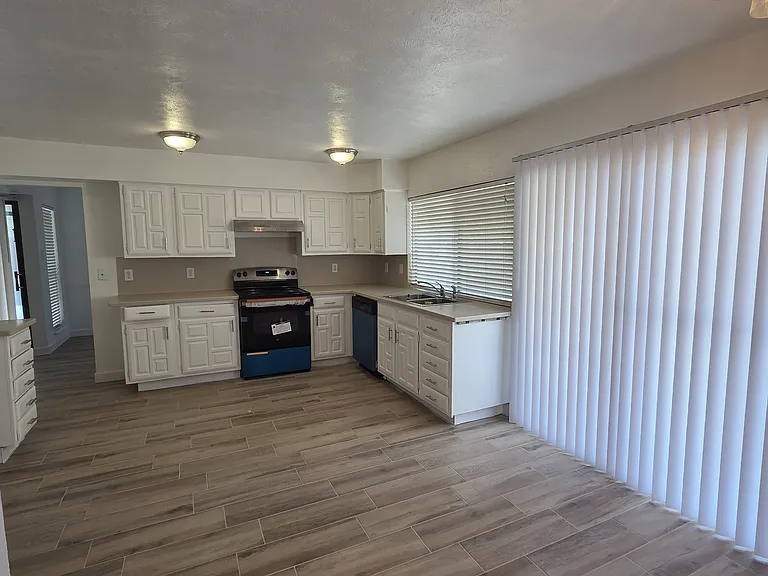10218 White Elm Rd — Photo 8