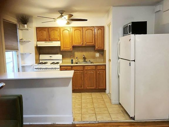 3rd image of 22-31 23rd St #2