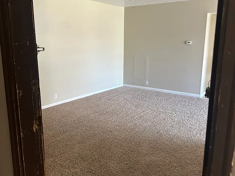708 Dondee Dr #2 — Photo 3