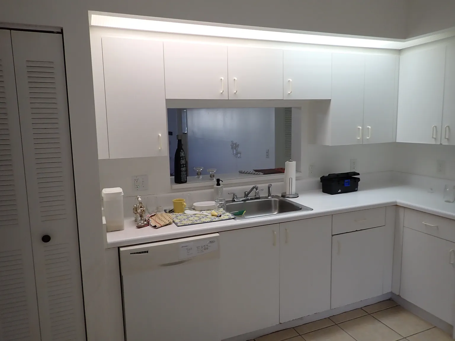 1 bed, 1.5 bath, 960 sqft, $1,750 — Photo 3
