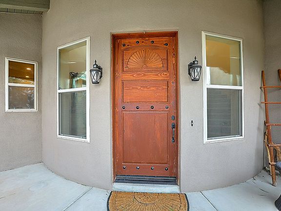 3rd image of 11709 Coronado Ave NE