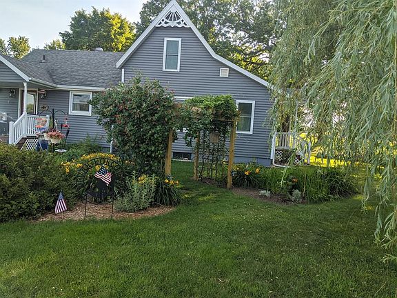 3rd image of 683 West Riverside Avenue