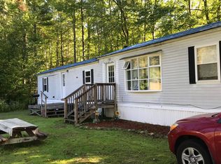 20 Marshall St, Mechanic Falls, ME 04256