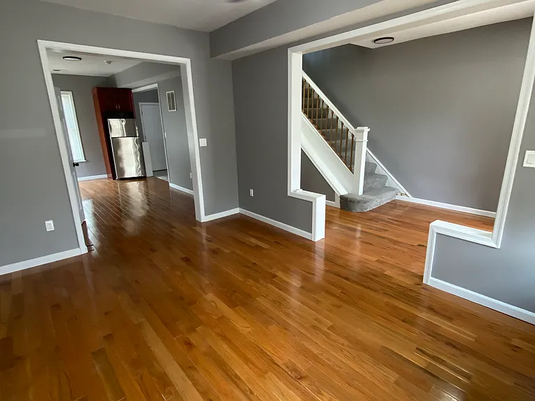 500 N Loudon Ave — Photo 3