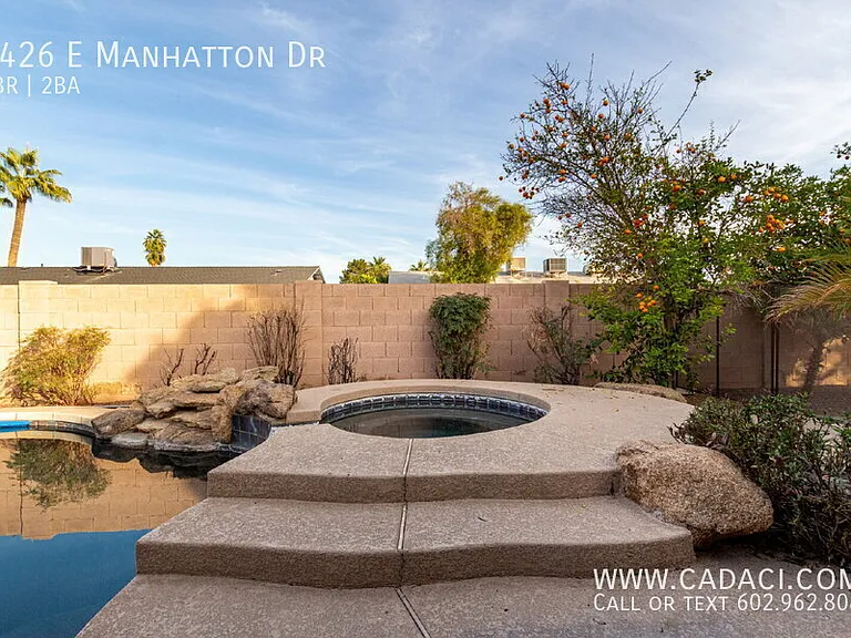1426 E Manhatton Dr — Photo 10