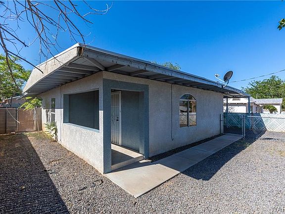 4th image of 2426 Wallapai Ave