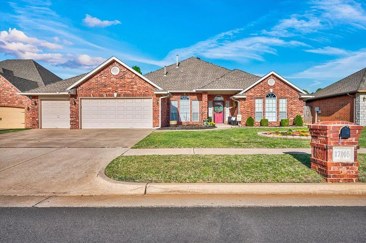 5 bed, 3005 sqft, $3,250 — Photo 1