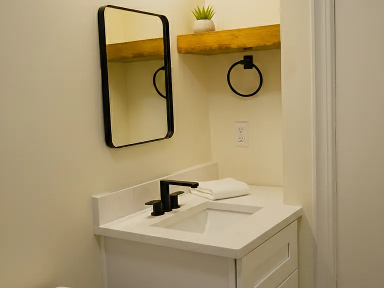 307 White Oak Dr #A — Photo 10