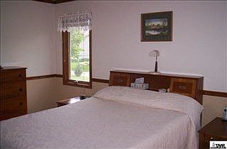 5th image of 2429 SW Kings Ct