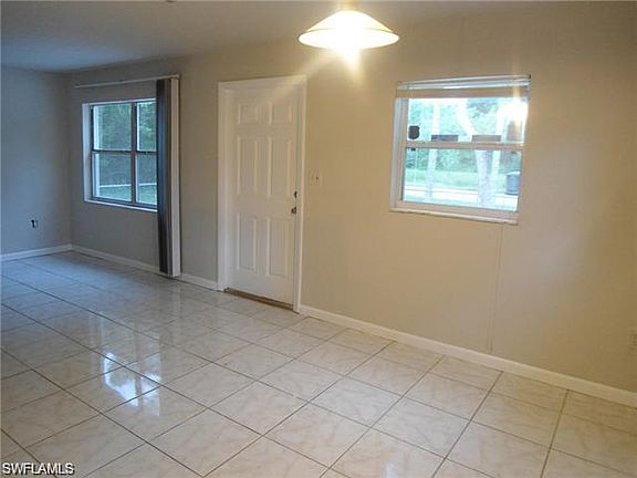 5th image of 3217 Katherine St