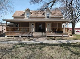 1304 Center St #3, Emporia, KS 66801