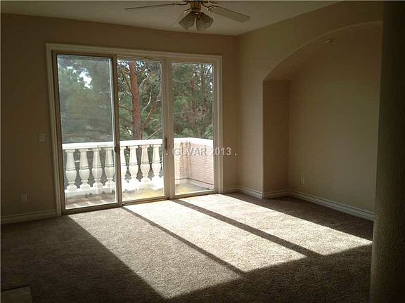 4th image of 3115 Lido Isle Ct