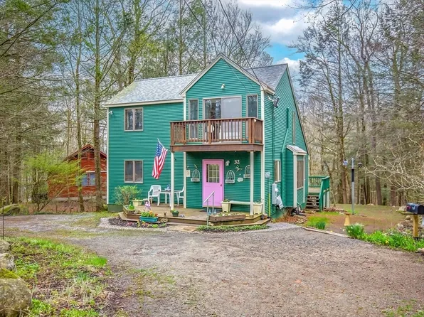 32 Woodchuck Holw, Tolland, MA 01034