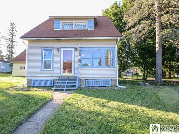 408 Baker St, Jamestown, NY 14701