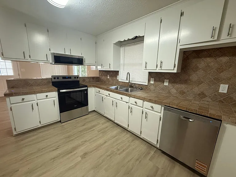 614 Burcale Road Cir — Photo 5
