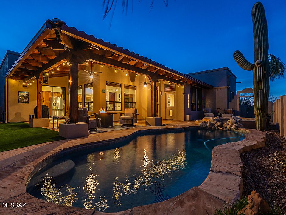 1st image of 821 E Josephine Canyon Dr