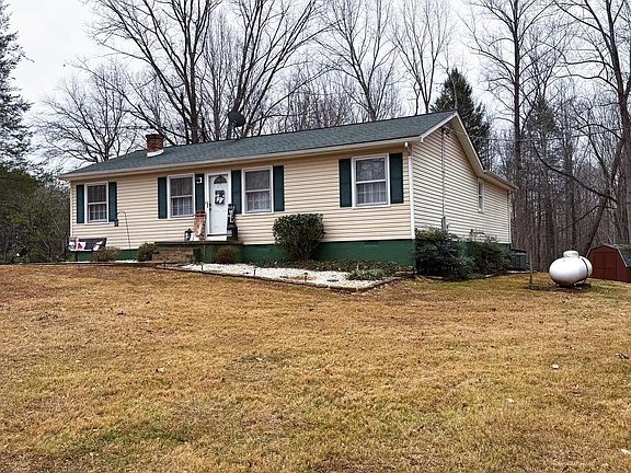 2nd image of 15366 Black Hill Rd