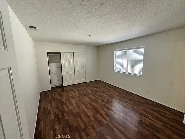 201 Laurel Ave — Photo 18
