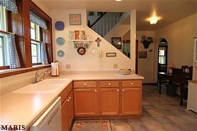 4th image of 11595 Mehl Ave