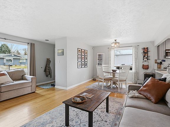 4th image of 417 N Burns Rd