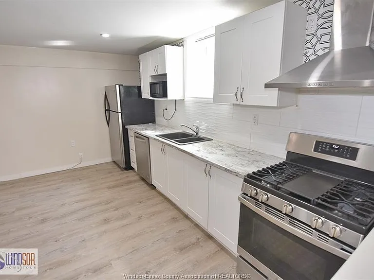 600 Cousineau Rd #LOWER — Photo 28