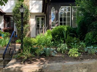 3447 W Queen Ln, Philadelphia, PA 19129