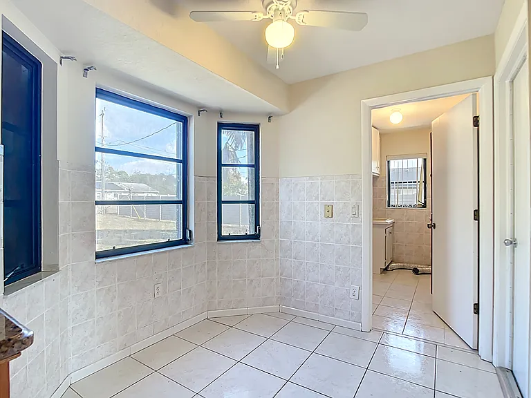 4428 Aladdin Ave — Photo 13