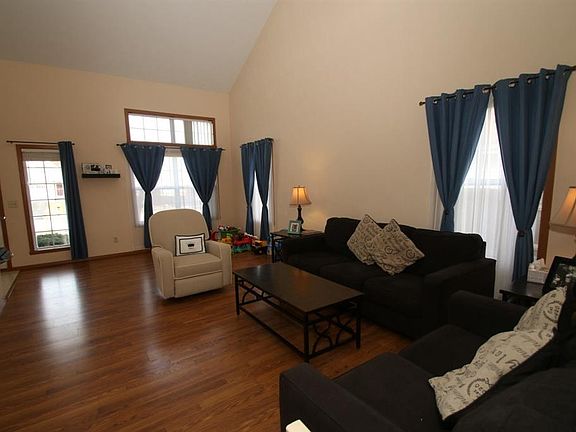 5th image of 5549 Sedgeway Dr