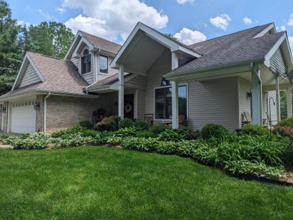 1st image of 7037 Foxmoor Ct E