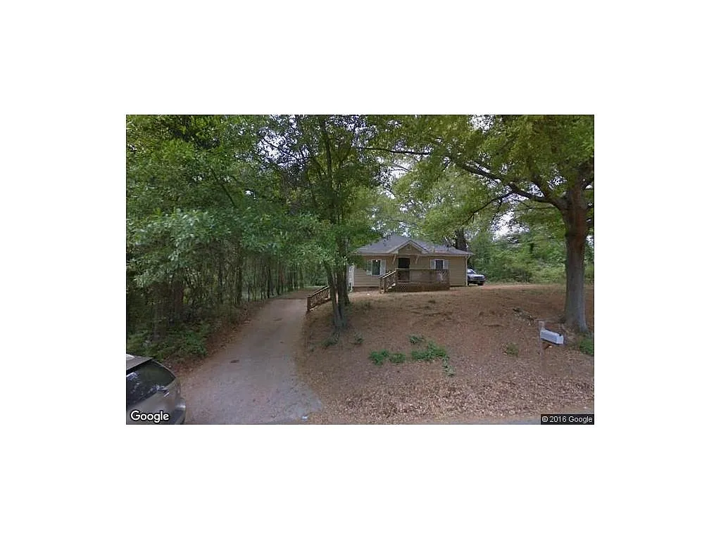 235 Howell Ter SW photo 1